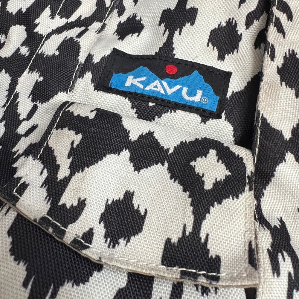 EUC KAVU Black and White Patterned Backpack/Crossbody - Picture 3 of 10